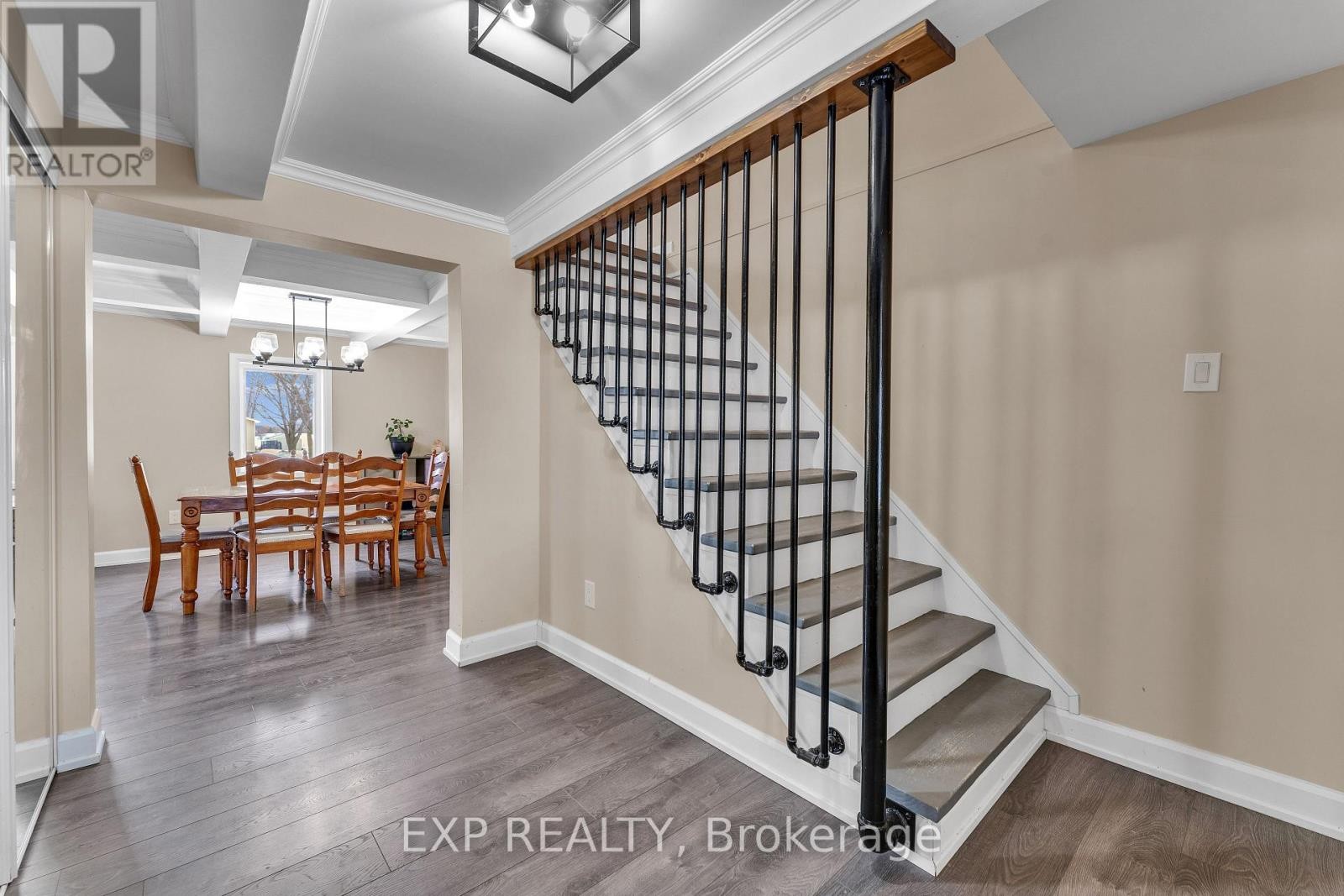 












1526 LANDRY STREET

,
Clarence-Rockland,




Ontario
K0A1N0

