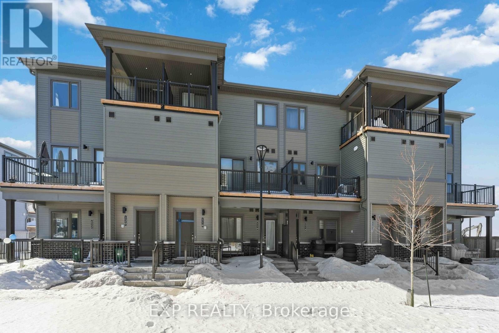 












116 PARNIAN PRIVATE

,
Ottawa,




Ontario
K2J4H7

