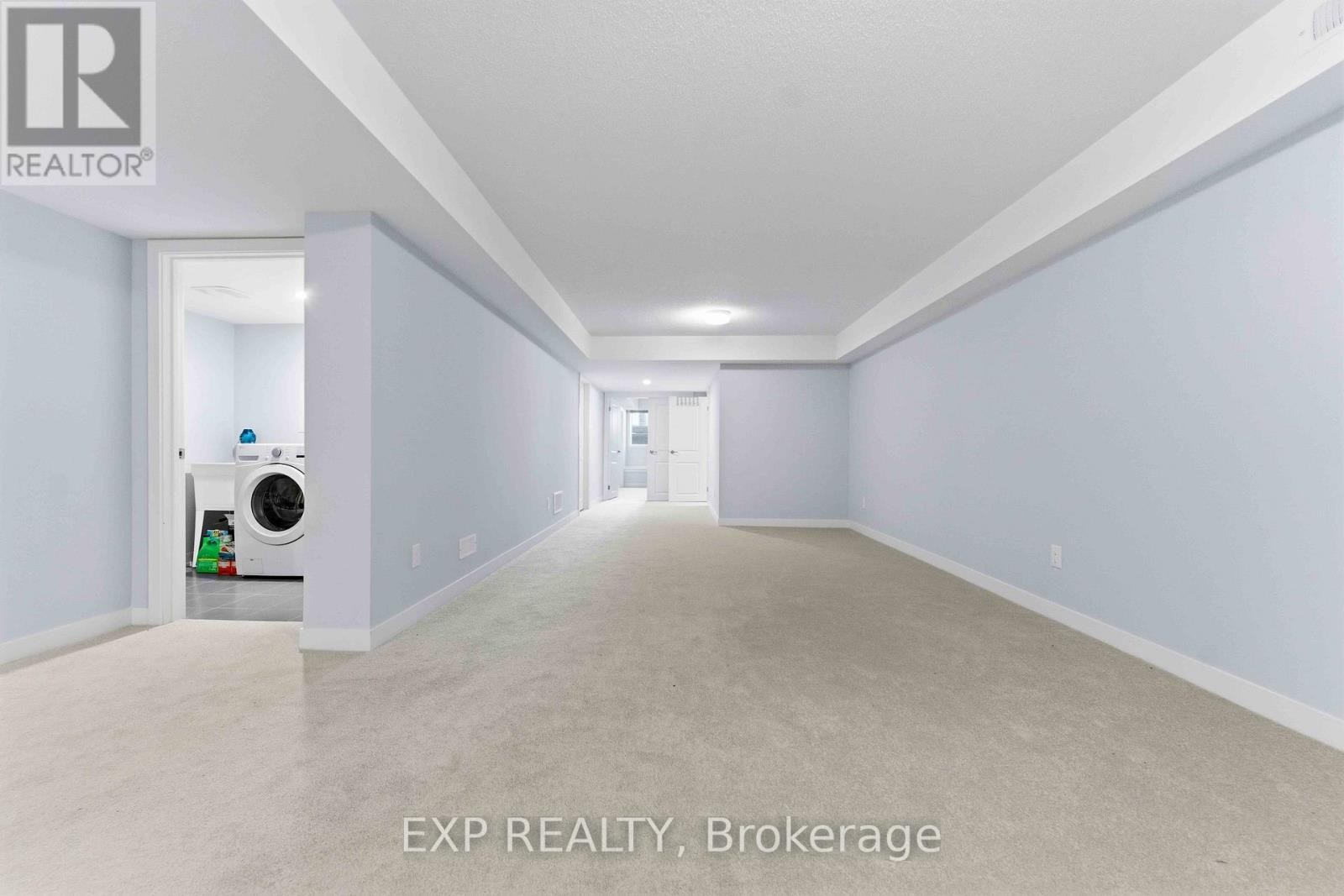 












116 PARNIAN PRIVATE

,
Ottawa,




Ontario
K2J4H7

