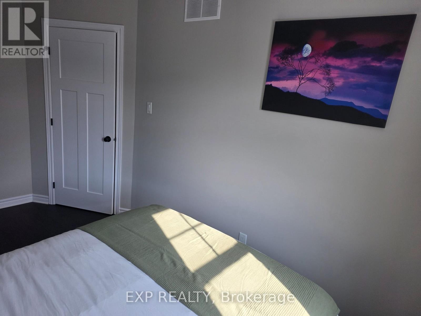 












815 INDICA STREET W

,
Ottawa,




Ontario
K2S0M7

