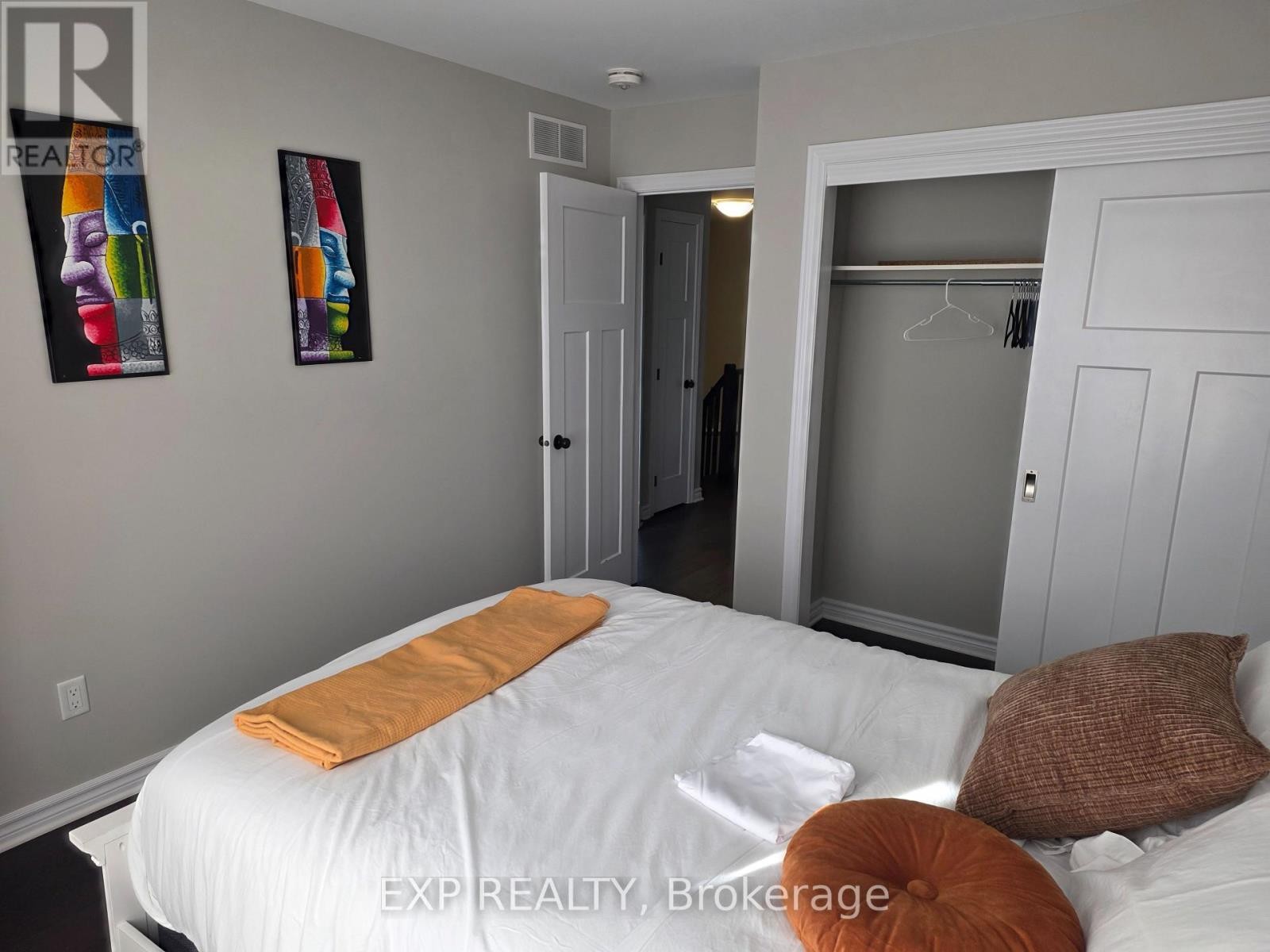 












815 INDICA STREET W

,
Ottawa,




Ontario
K2S0M7

