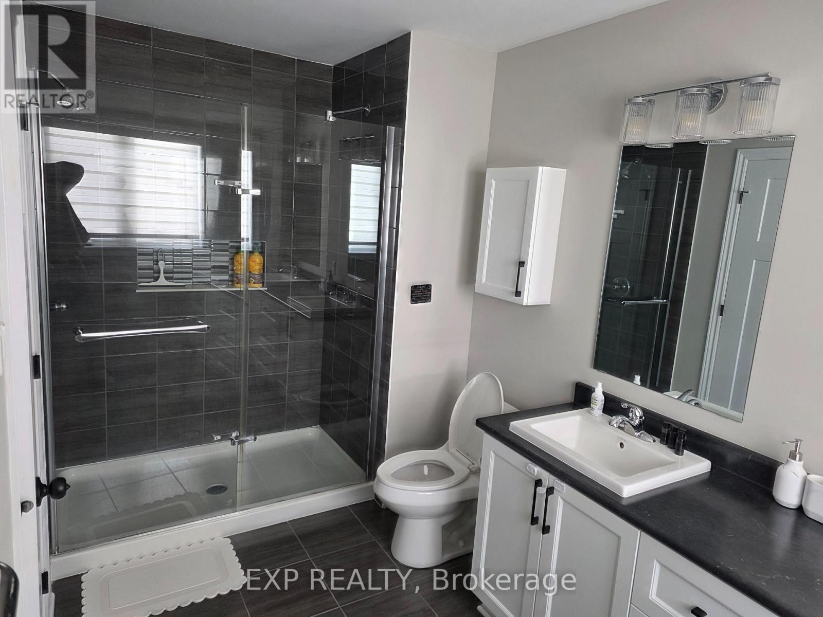 












815 INDICA STREET W

,
Ottawa,




Ontario
K2S0M7

