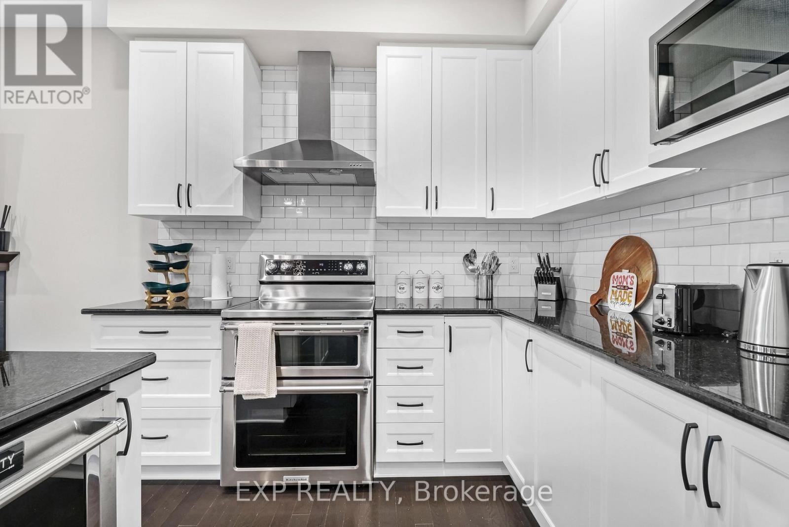 












815 INDICA STREET W

,
Ottawa,




Ontario
K2S0M7

