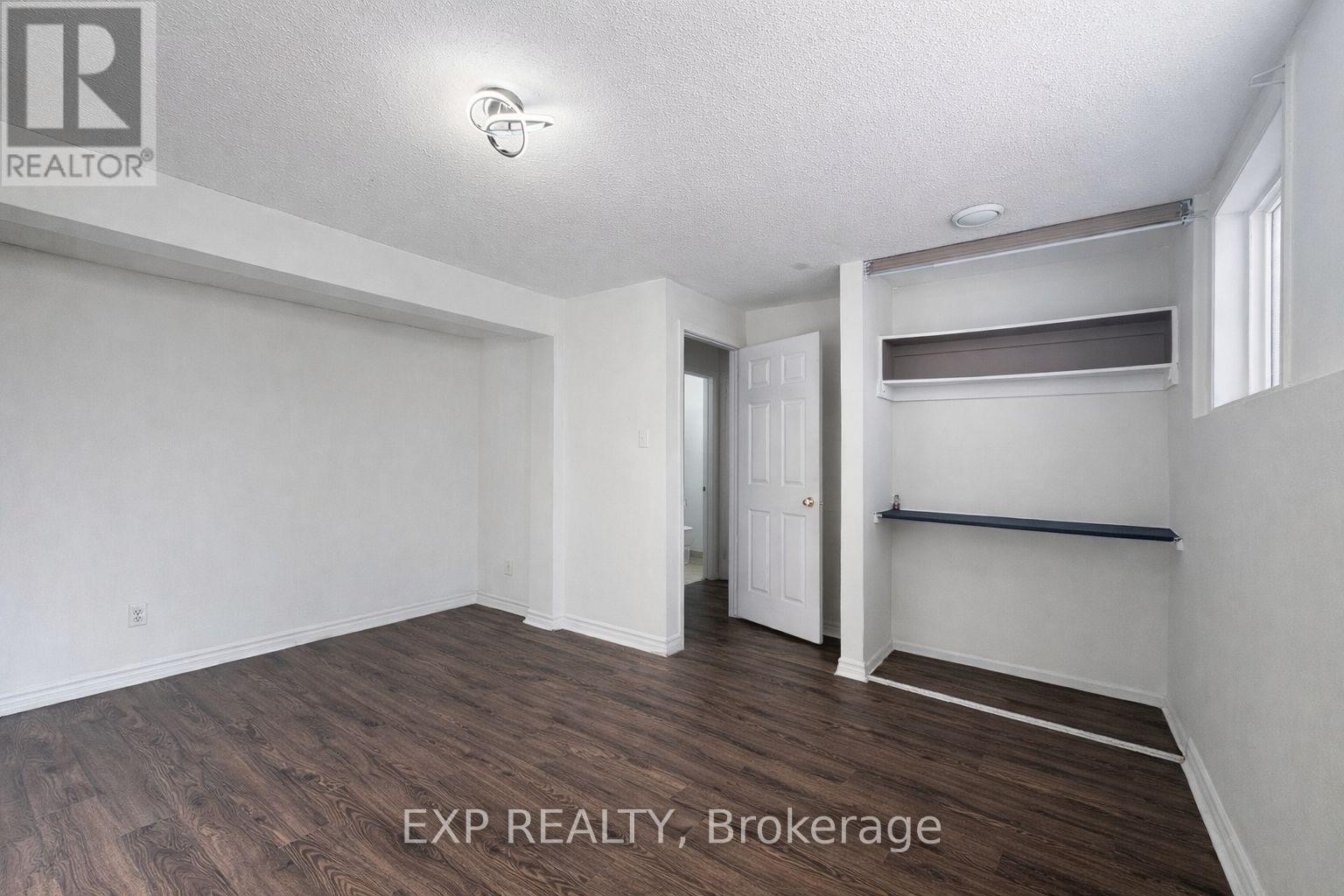 












11C SONNET CRESCENT

,
Ottawa,




Ontario
K2H8W8

