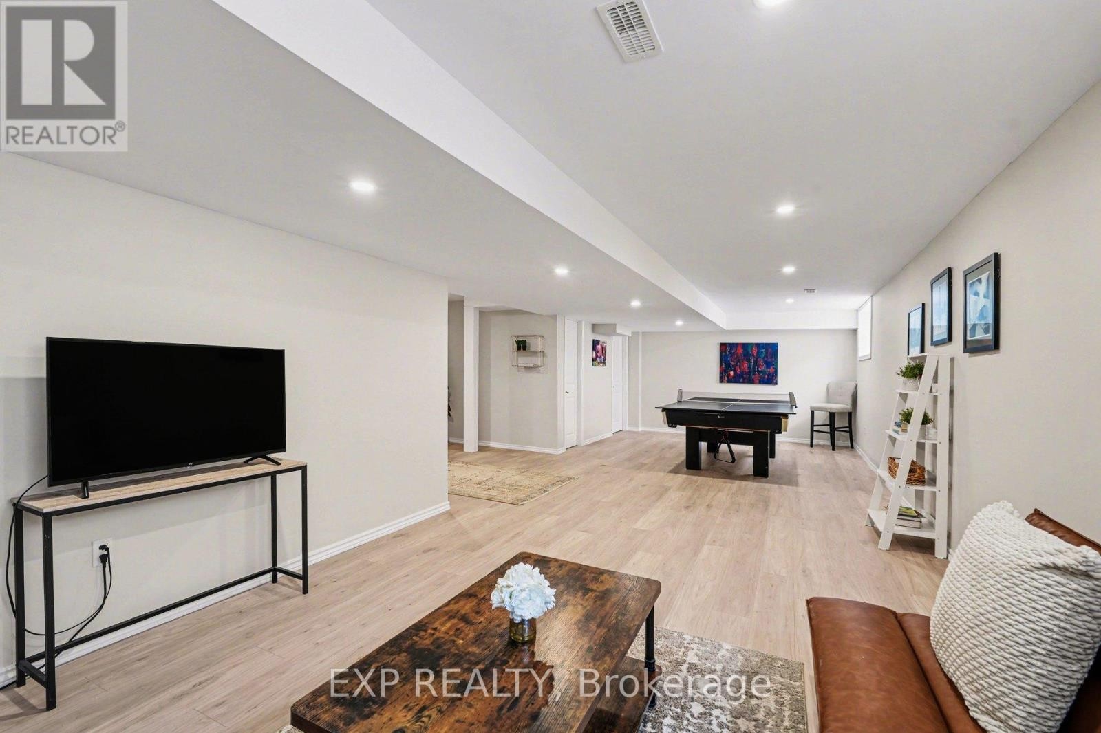 












386 ANDALUSIAN CRESCENT

,
Ottawa,




Ontario
K2V0C3

