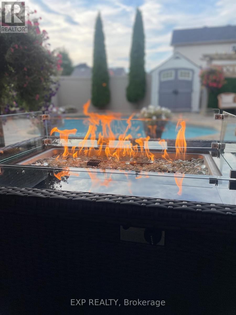 












386 ANDALUSIAN CRESCENT

,
Ottawa,




Ontario
K2V0C3

