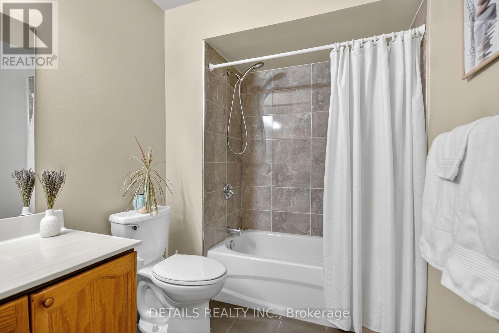 












F1 - 95 FINDLAY AVENUE

,
Carleton Place,




Ontario
K7C4G5

