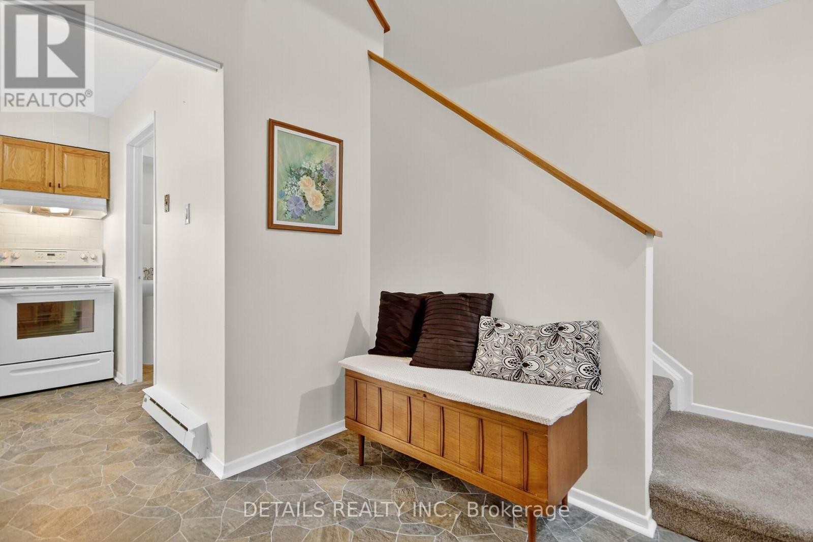 












F1 - 95 FINDLAY AVENUE

,
Carleton Place,




Ontario
K7C4G5

