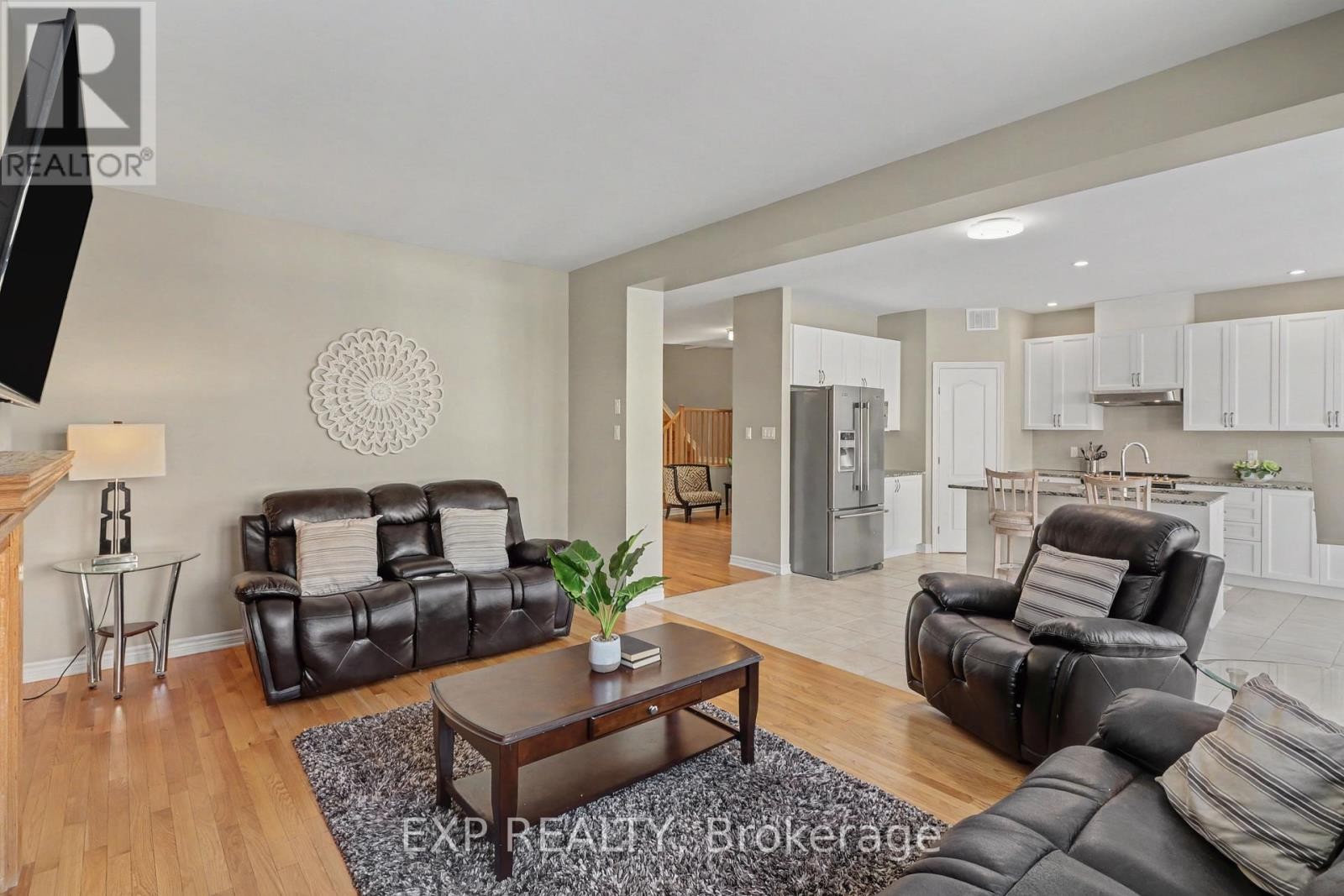 












182 HELEN RAPP WAY

,
Ottawa,




Ontario
K1T0P6

