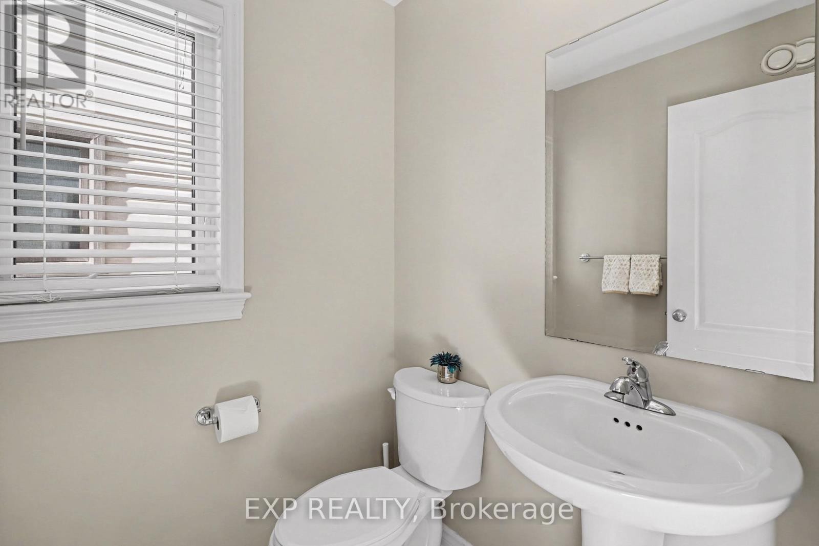 












182 HELEN RAPP WAY

,
Ottawa,




Ontario
K1T0P6

