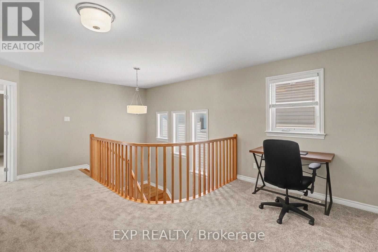 












182 HELEN RAPP WAY

,
Ottawa,




Ontario
K1T0P6

