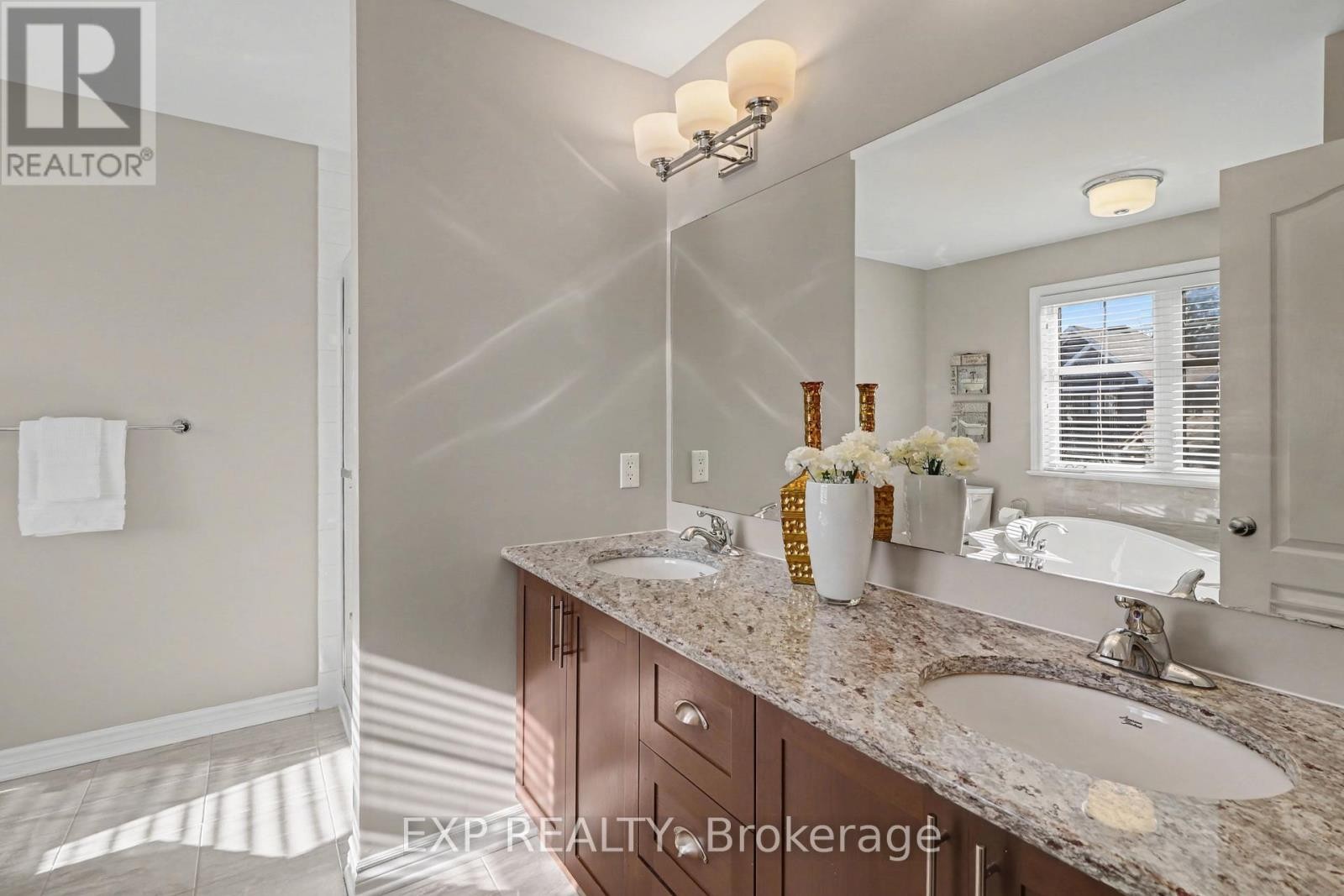 












182 HELEN RAPP WAY

,
Ottawa,




Ontario
K1T0P6

