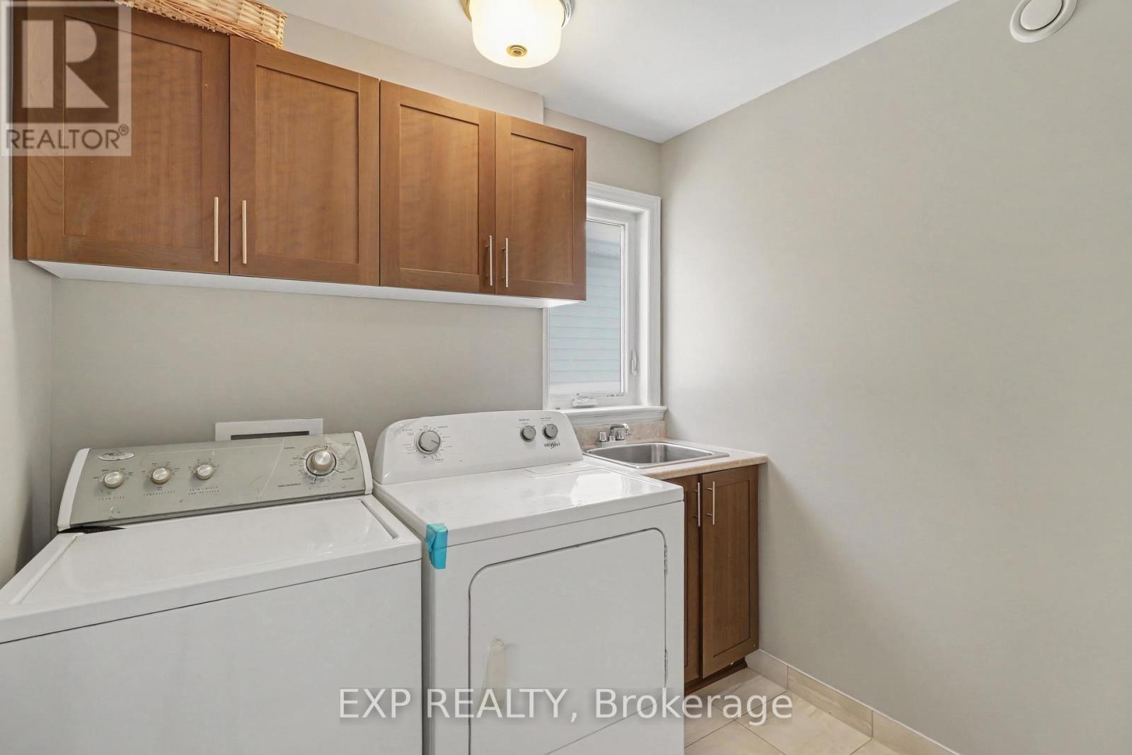 












182 HELEN RAPP WAY

,
Ottawa,




Ontario
K1T0P6

