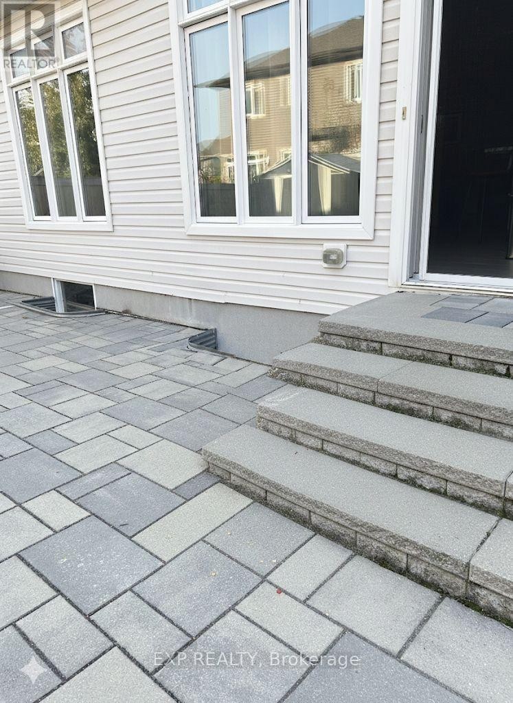 












182 HELEN RAPP WAY

,
Ottawa,




Ontario
K1T0P6

