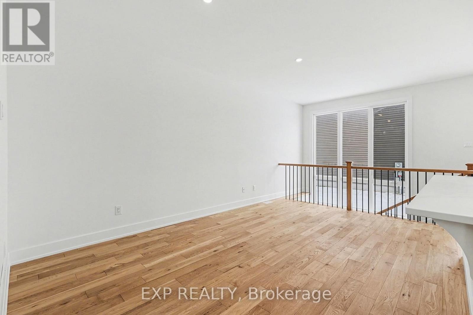 












1186 COPE DRIVE

,
Ottawa,




Ontario
K2S3C4

