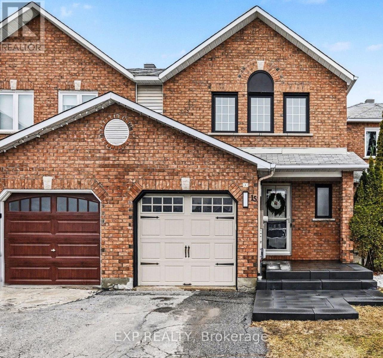 












15 HENDRIE COURT

,
Ottawa,




Ontario
K2L4A4

