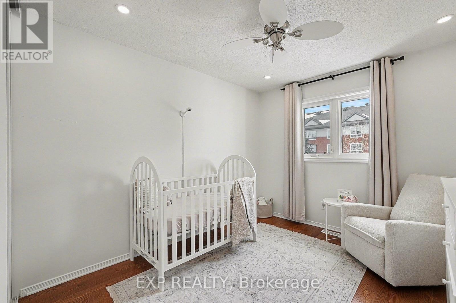 












15 HENDRIE COURT

,
Ottawa,




Ontario
K2L4A4

