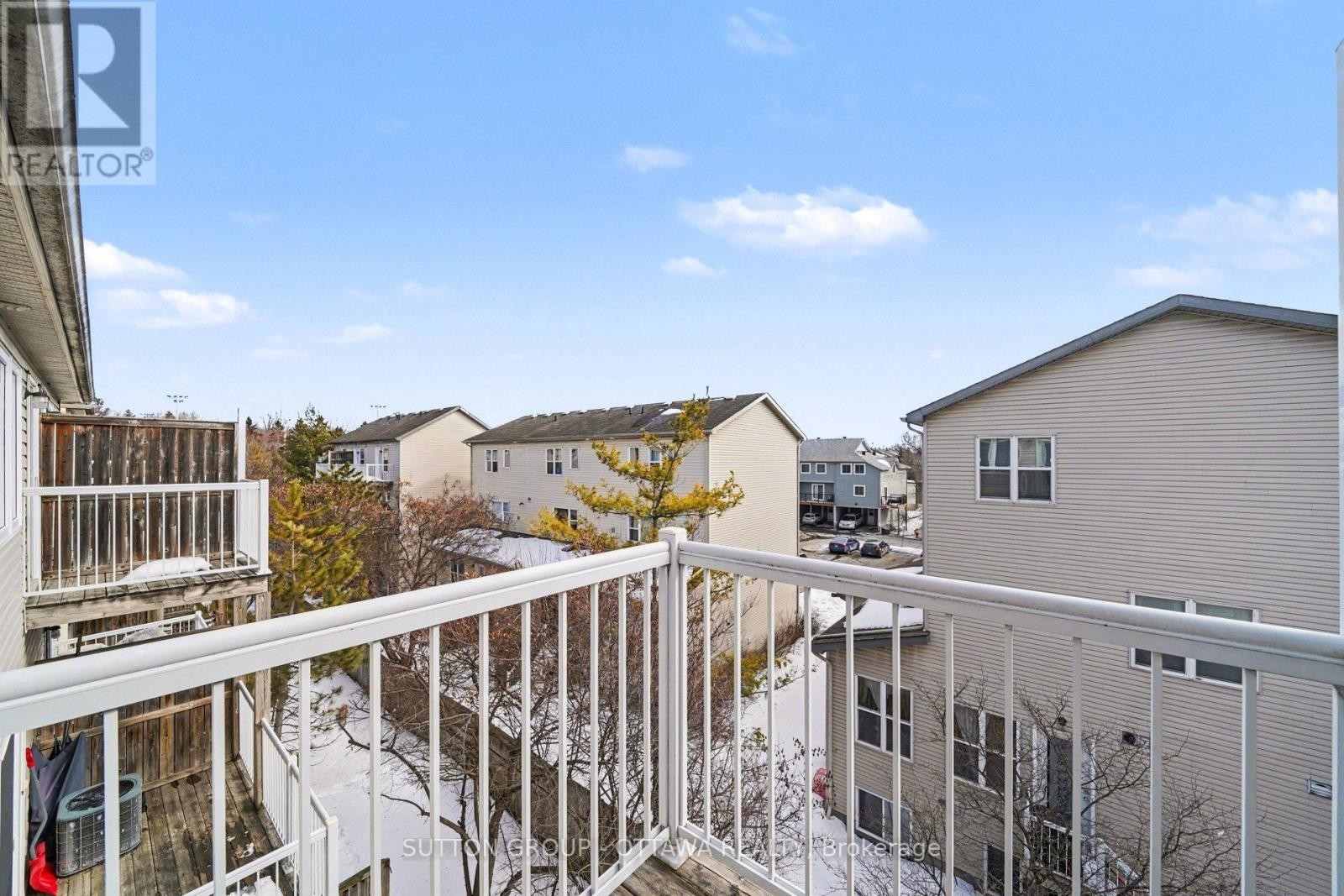












56 STEELE PARK PRIVATE

,
Ottawa,




Ontario
K1J0J2


