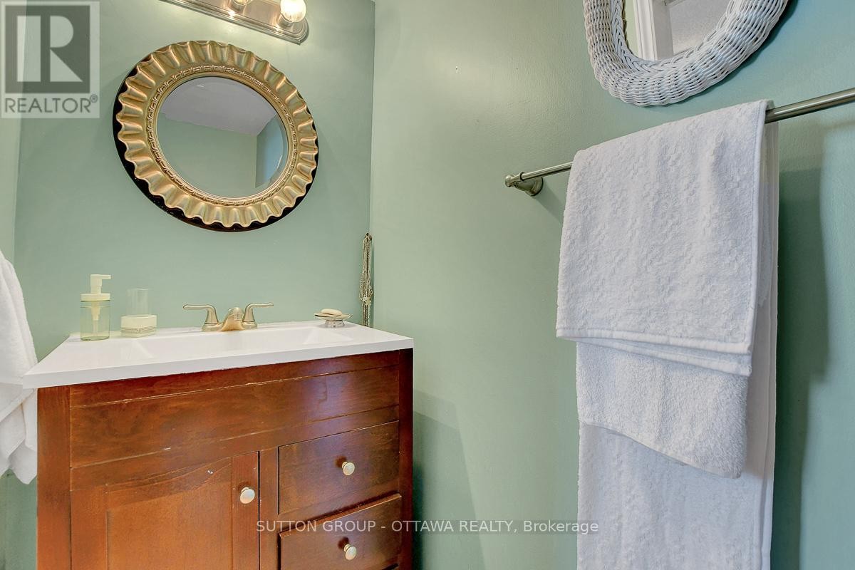 












405 - 665 BATHGATE DRIVE

,
Ottawa,




Ontario
K1K3Y4

