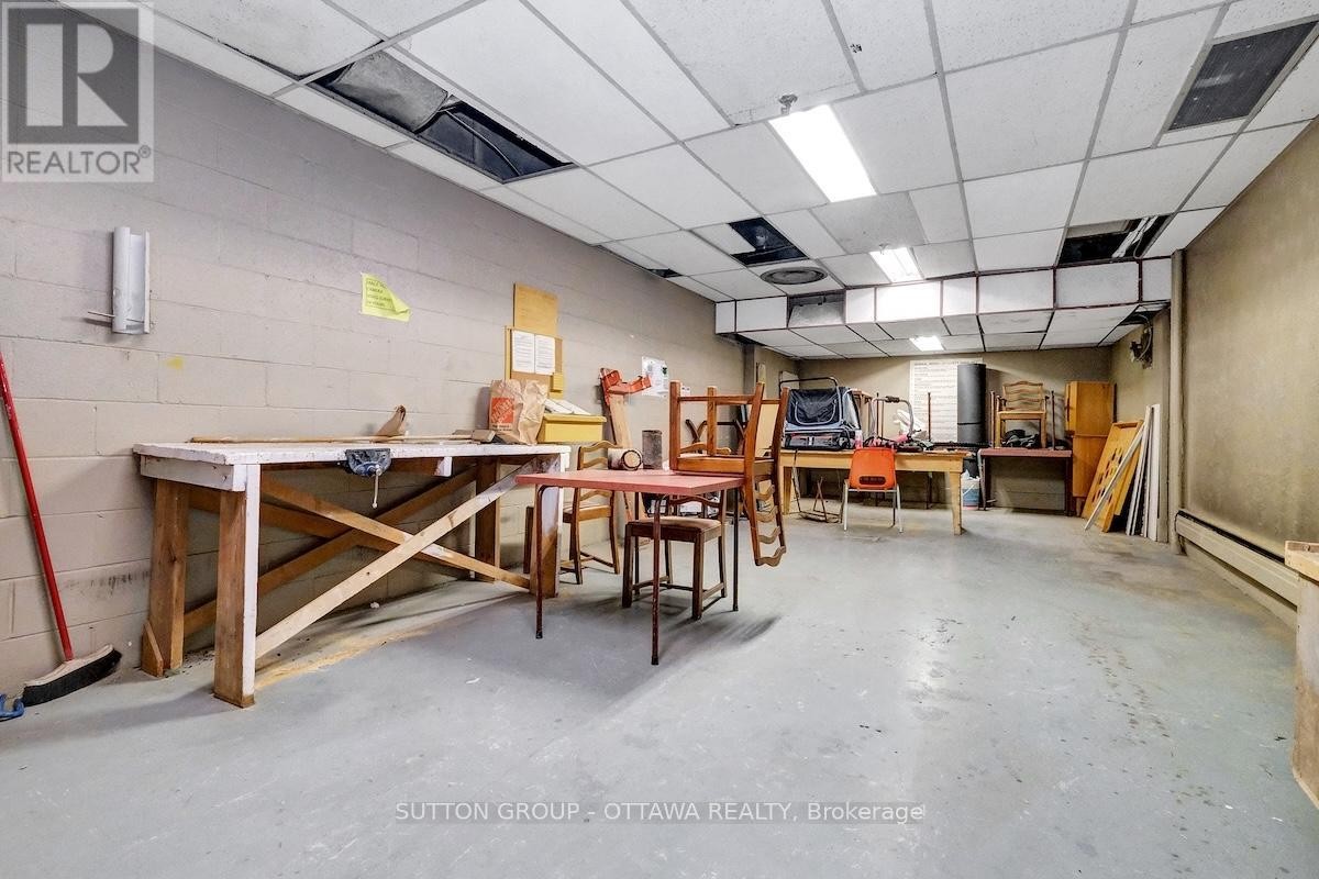 












405 - 665 BATHGATE DRIVE

,
Ottawa,




Ontario
K1K3Y4

