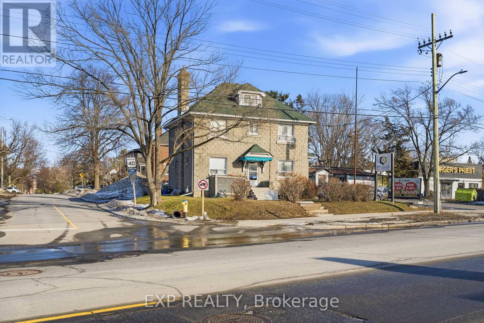 












1663 BANK STREET

,
Ottawa,




Ontario
K1V7Z2

