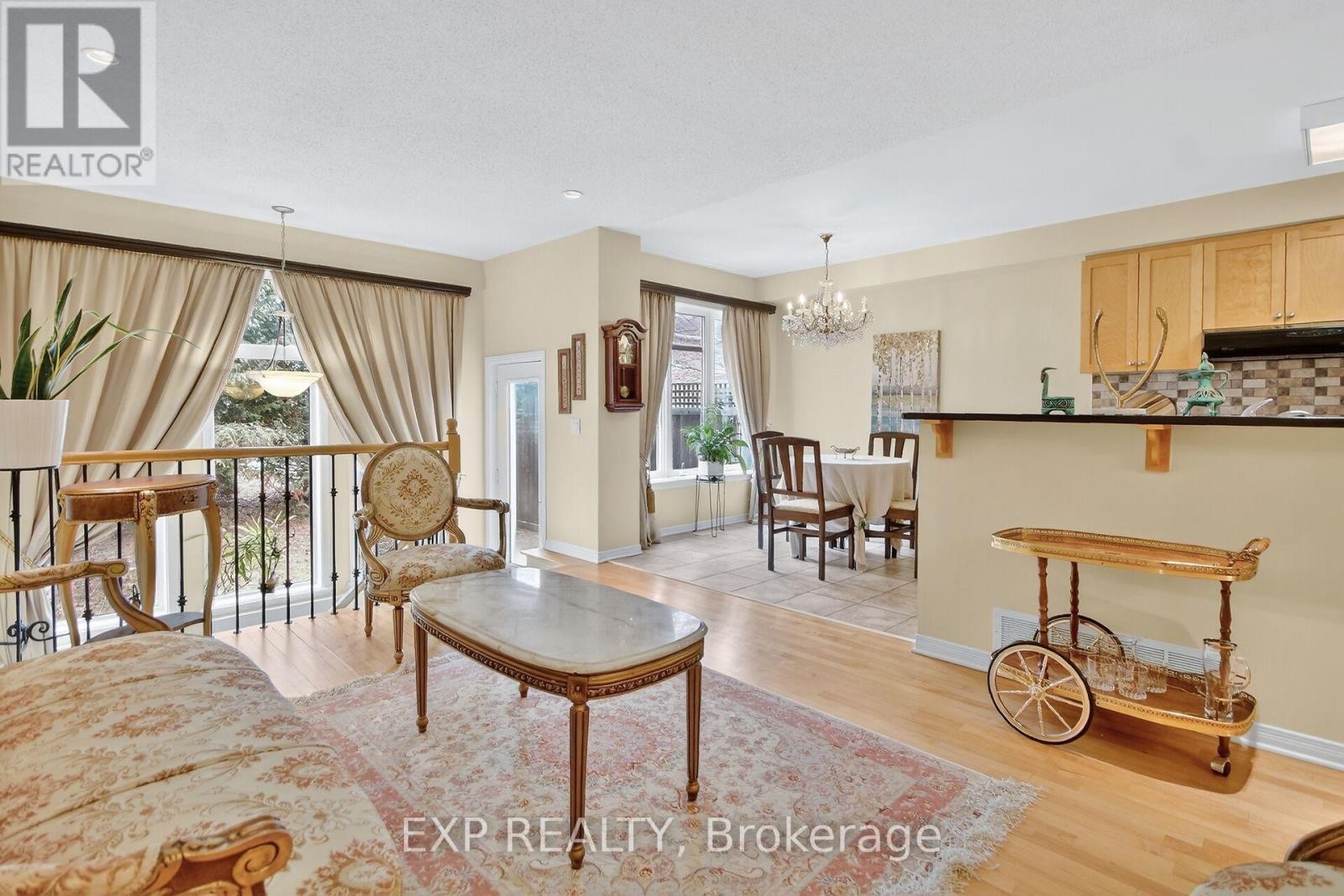 












304 GOLDRIDGE DRIVE

,
Ottawa,




Ontario
K2T1L1

