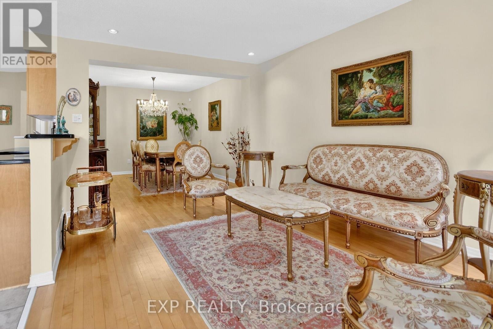 












304 GOLDRIDGE DRIVE

,
Ottawa,




Ontario
K2T1L1

