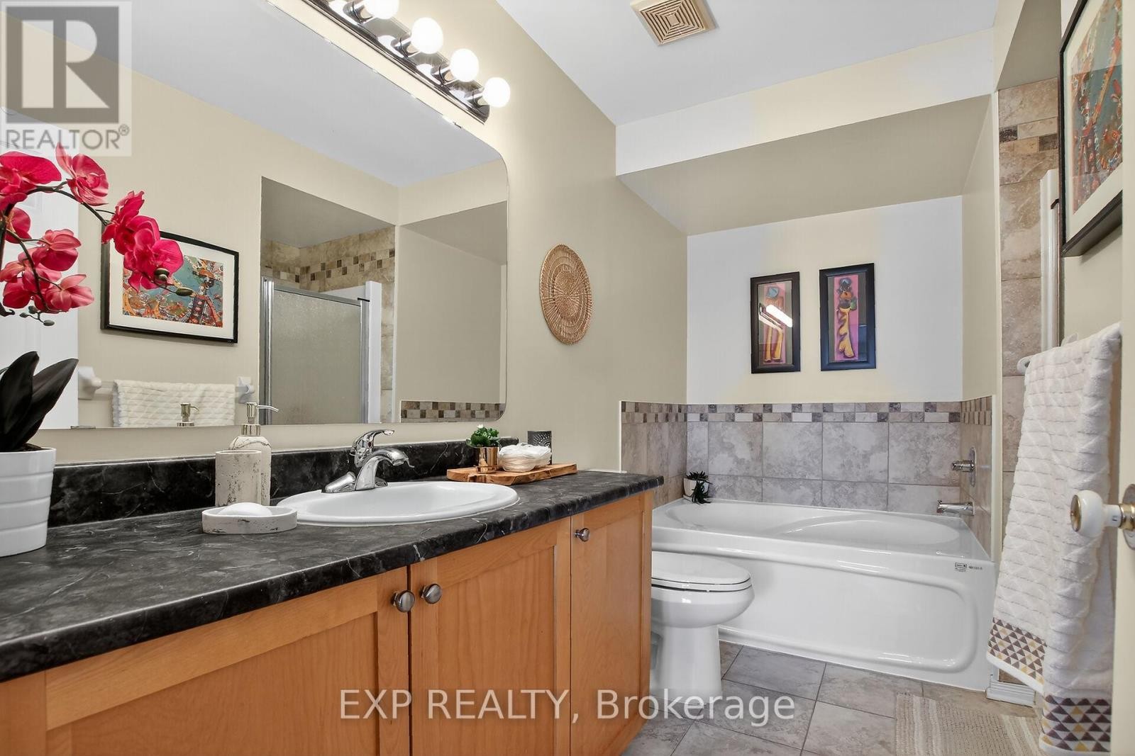 












304 GOLDRIDGE DRIVE

,
Ottawa,




Ontario
K2T1L1

