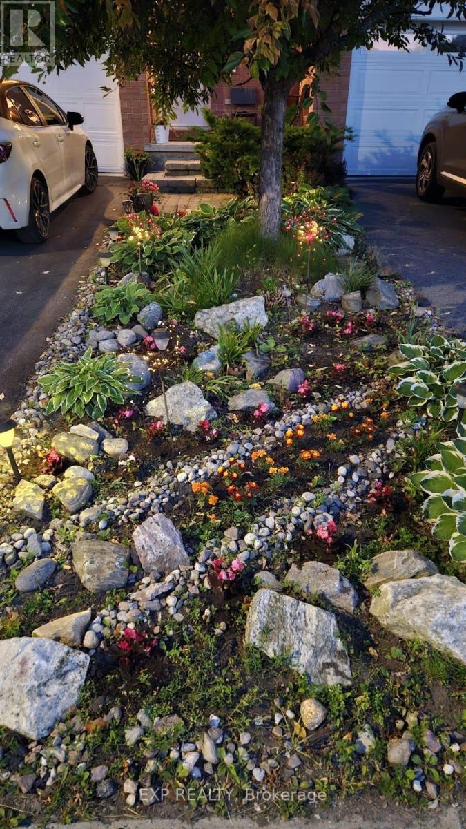 












304 GOLDRIDGE DRIVE

,
Ottawa,




Ontario
K2T1L1

