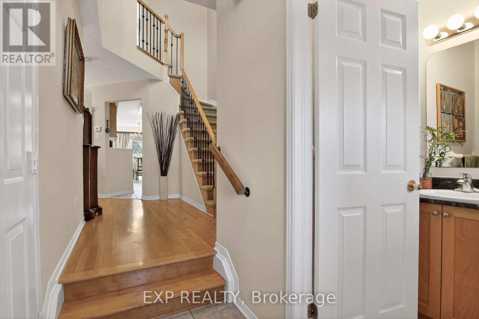 












304 GOLDRIDGE DRIVE

,
Ottawa,




Ontario
K2T1L1

