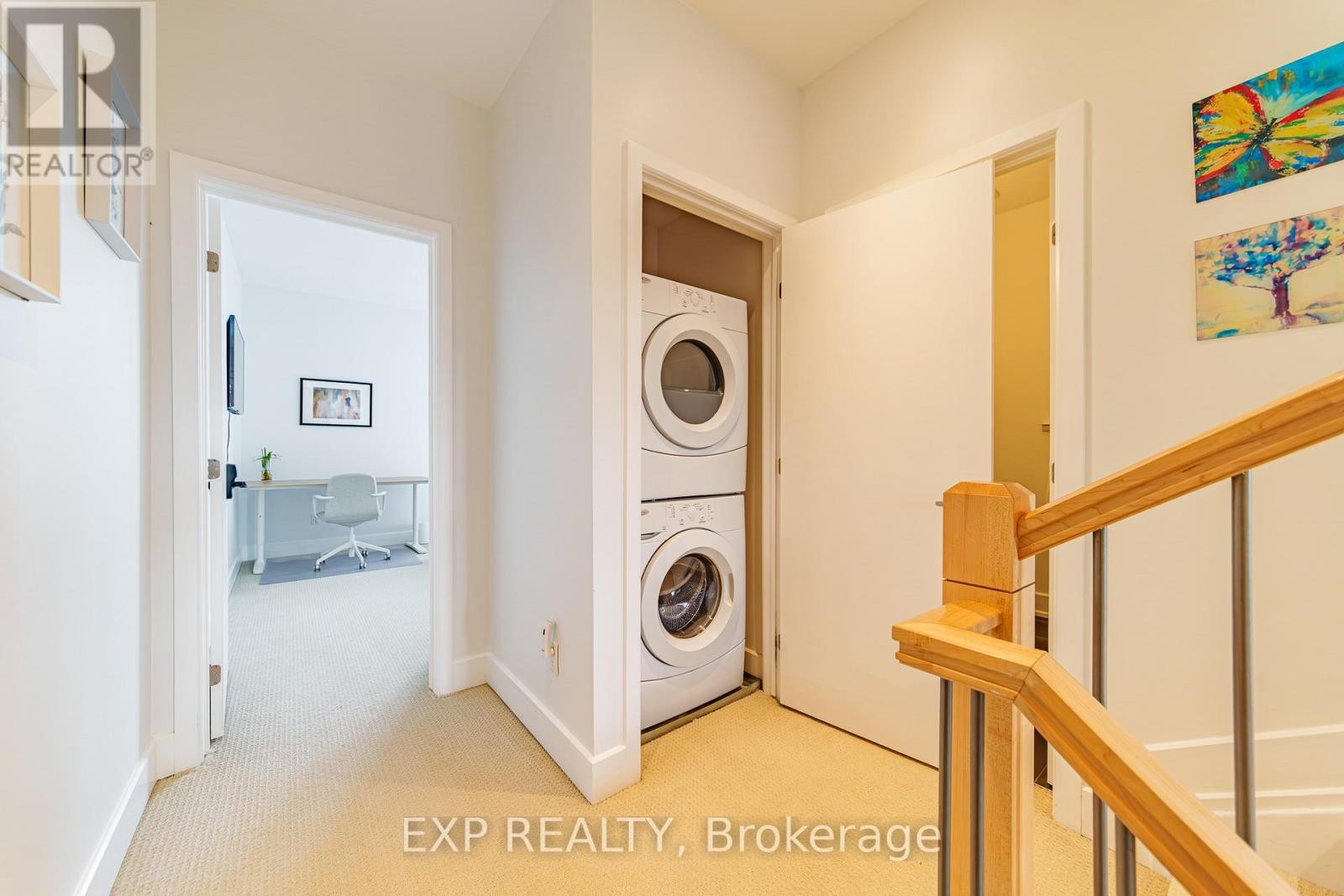 












D - 63 YOUNG STREET

,
Ottawa,




Ontario
K1S5T5

