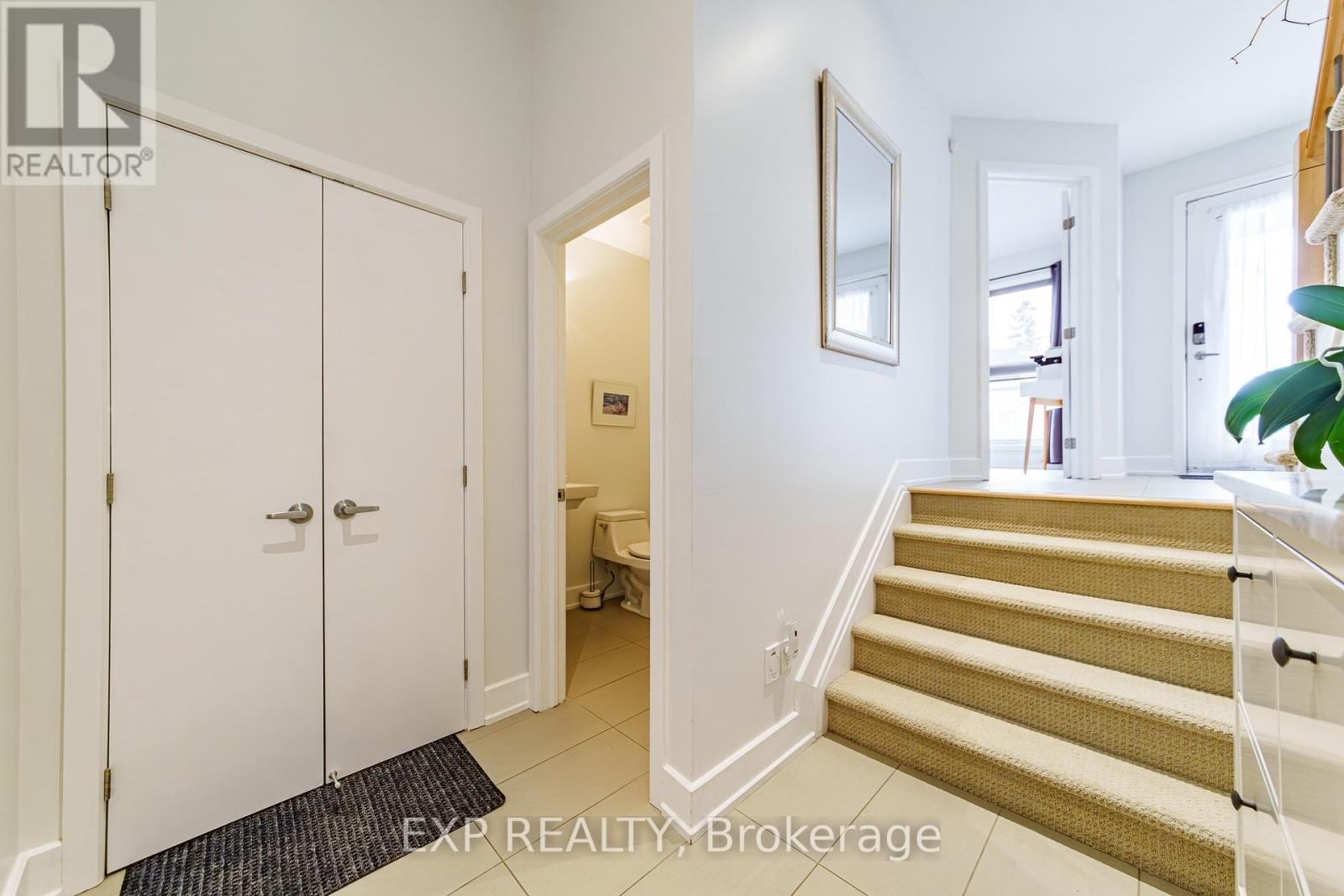 












D - 63 YOUNG STREET

,
Ottawa,




Ontario
K1S5T5

