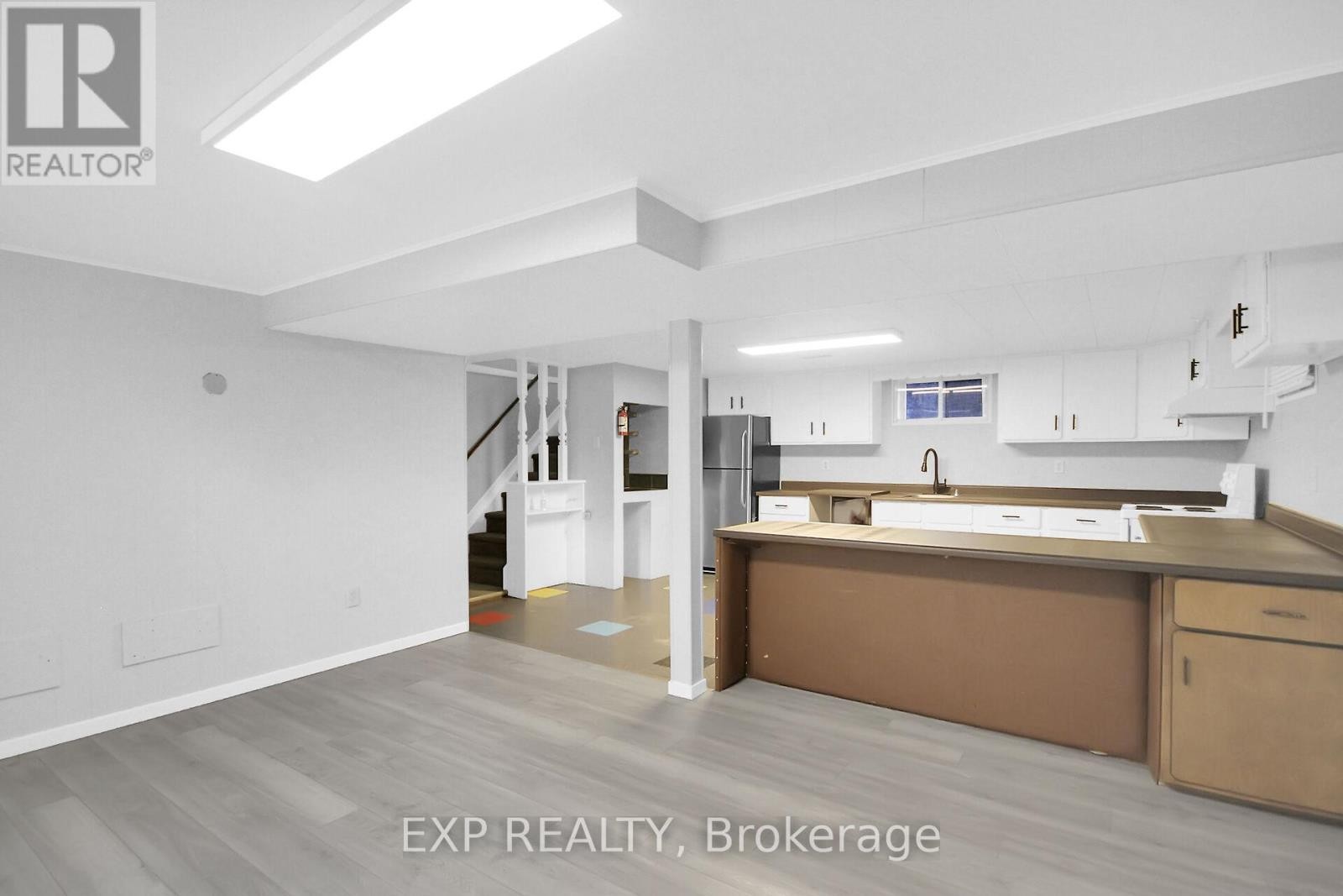 












2247 MIRAMICHI STREET

,
Ottawa,




Ontario
K2C0Z1

