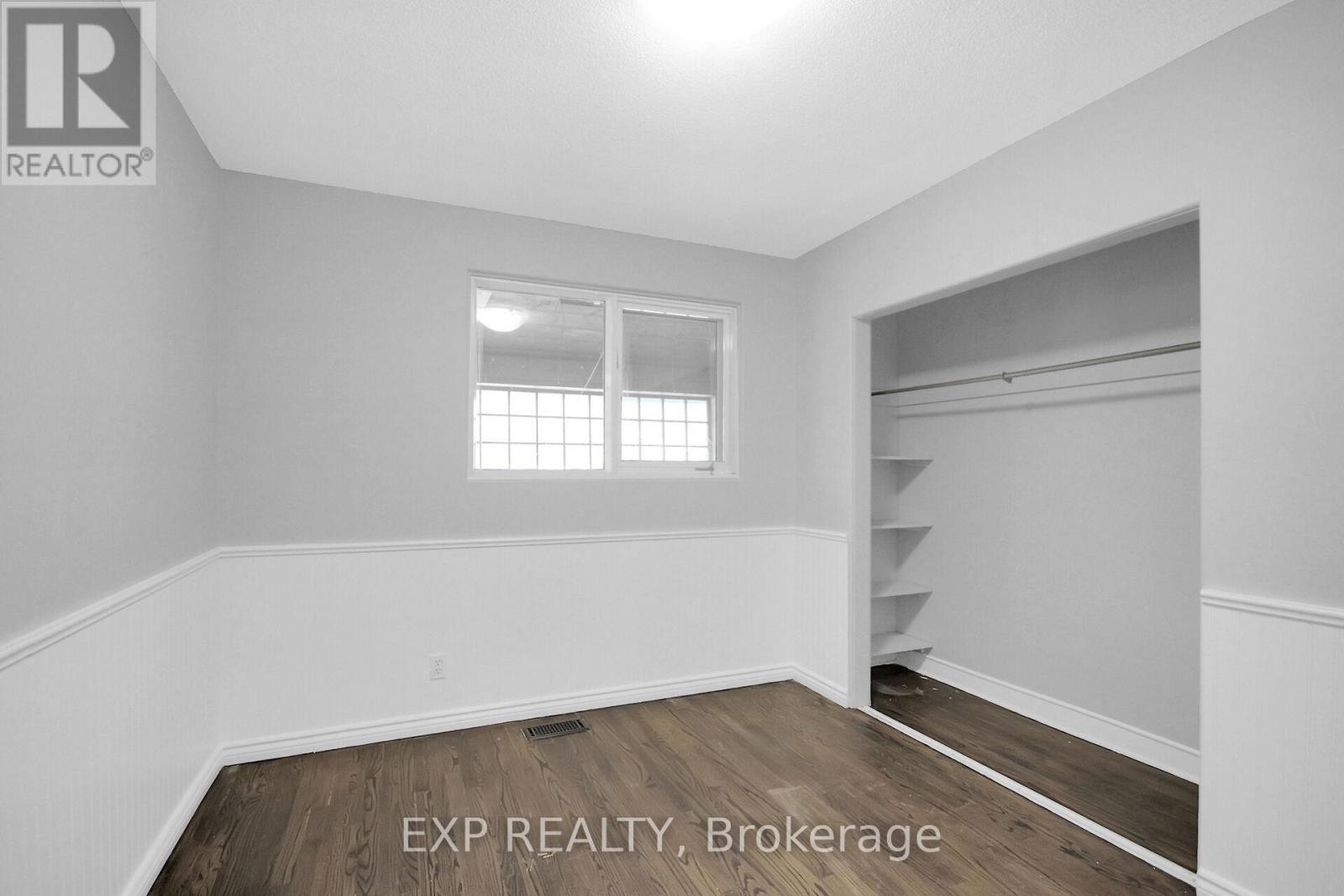 












2247 MIRAMICHI STREET

,
Ottawa,




Ontario
K2C0Z1

