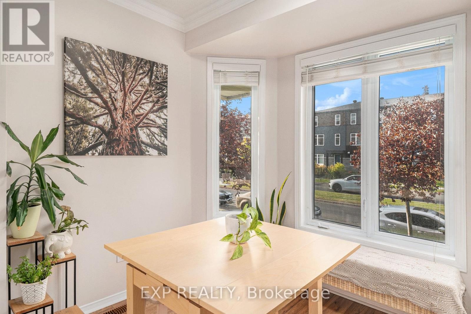 












74 LAKEPOINTE DRIVE

,
Ottawa,




Ontario
K4A5E5

