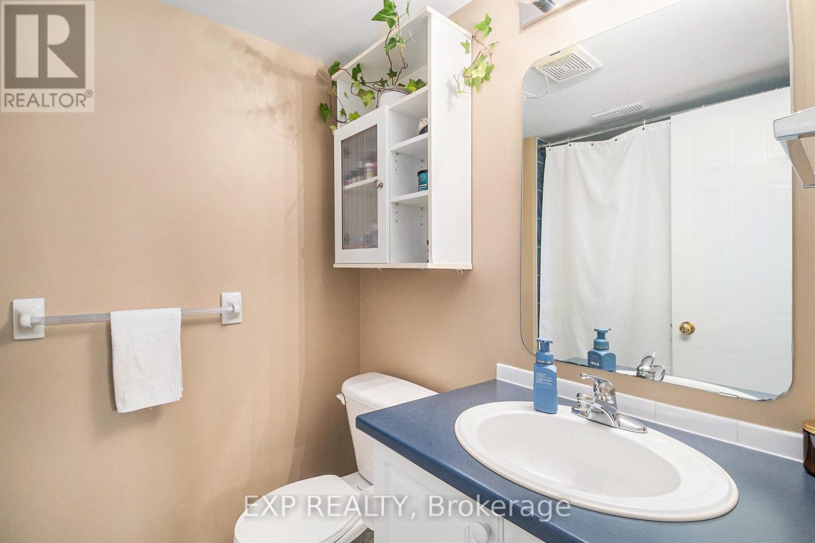 












74 LAKEPOINTE DRIVE

,
Ottawa,




Ontario
K4A5E5

