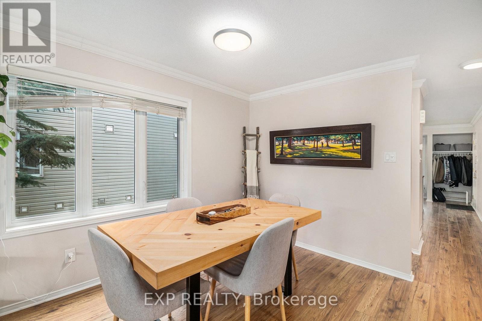 












74 LAKEPOINTE DRIVE

,
Ottawa,




Ontario
K4A5E5

