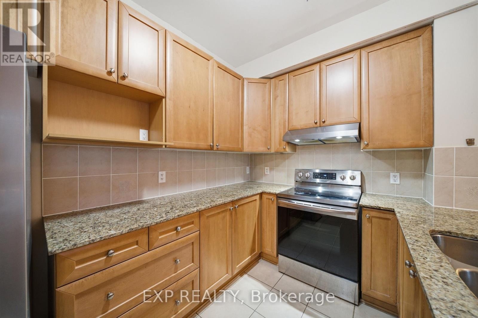 












218 - 205 BOLTON STREET

,
Ottawa,




Ontario
K1N1K7

