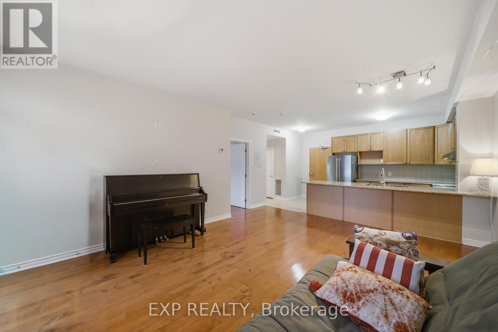












218 - 205 BOLTON STREET

,
Ottawa,




Ontario
K1N1K7

