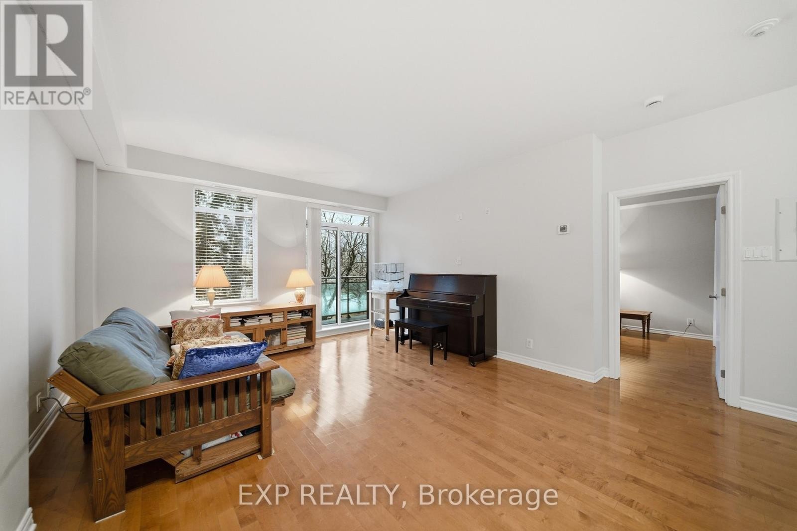 












218 - 205 BOLTON STREET

,
Ottawa,




Ontario
K1N1K7

