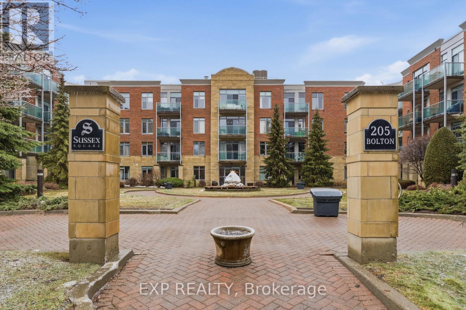 












218 - 205 BOLTON STREET

,
Ottawa,




Ontario
K1N1K7

