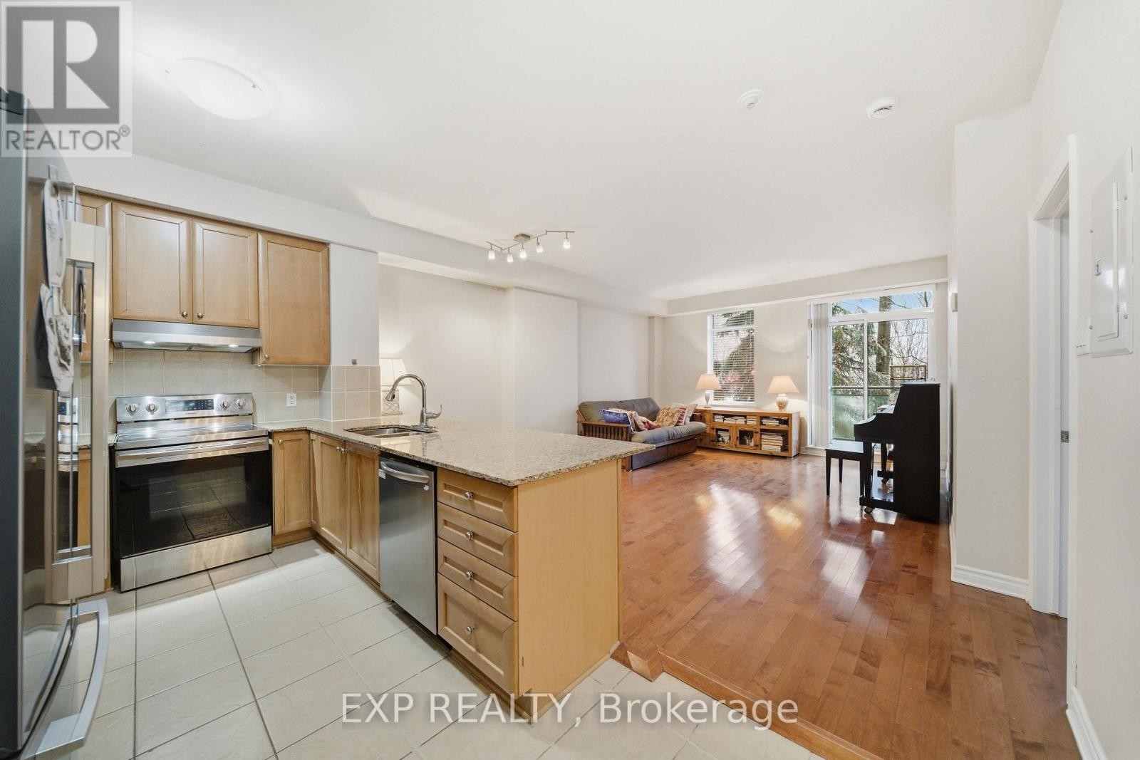 












218 - 205 BOLTON STREET

,
Ottawa,




Ontario
K1N1K7

