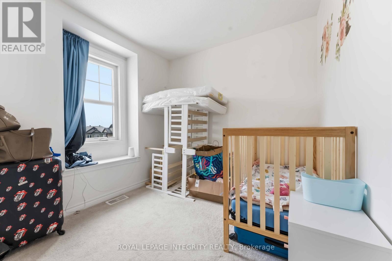 












425 GERARDIA LANE

,
Ottawa,




Ontario
K4A3T9

