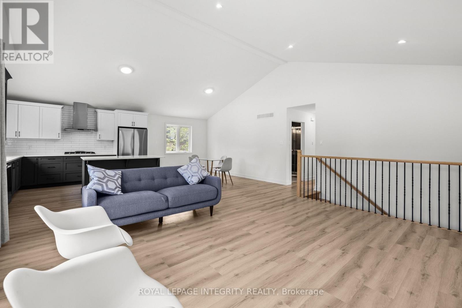 












292 JAMES ANDREW WAY

,
Beckwith,




Ontario
K7A4S7

