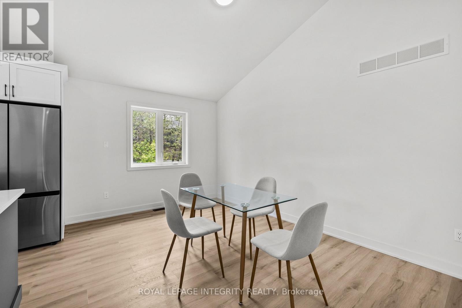 












292 JAMES ANDREW WAY

,
Beckwith,




Ontario
K7A4S7

