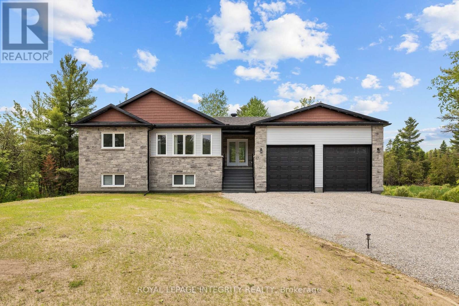 












292 JAMES ANDREW WAY

,
Beckwith,




Ontario
K7A4S7

