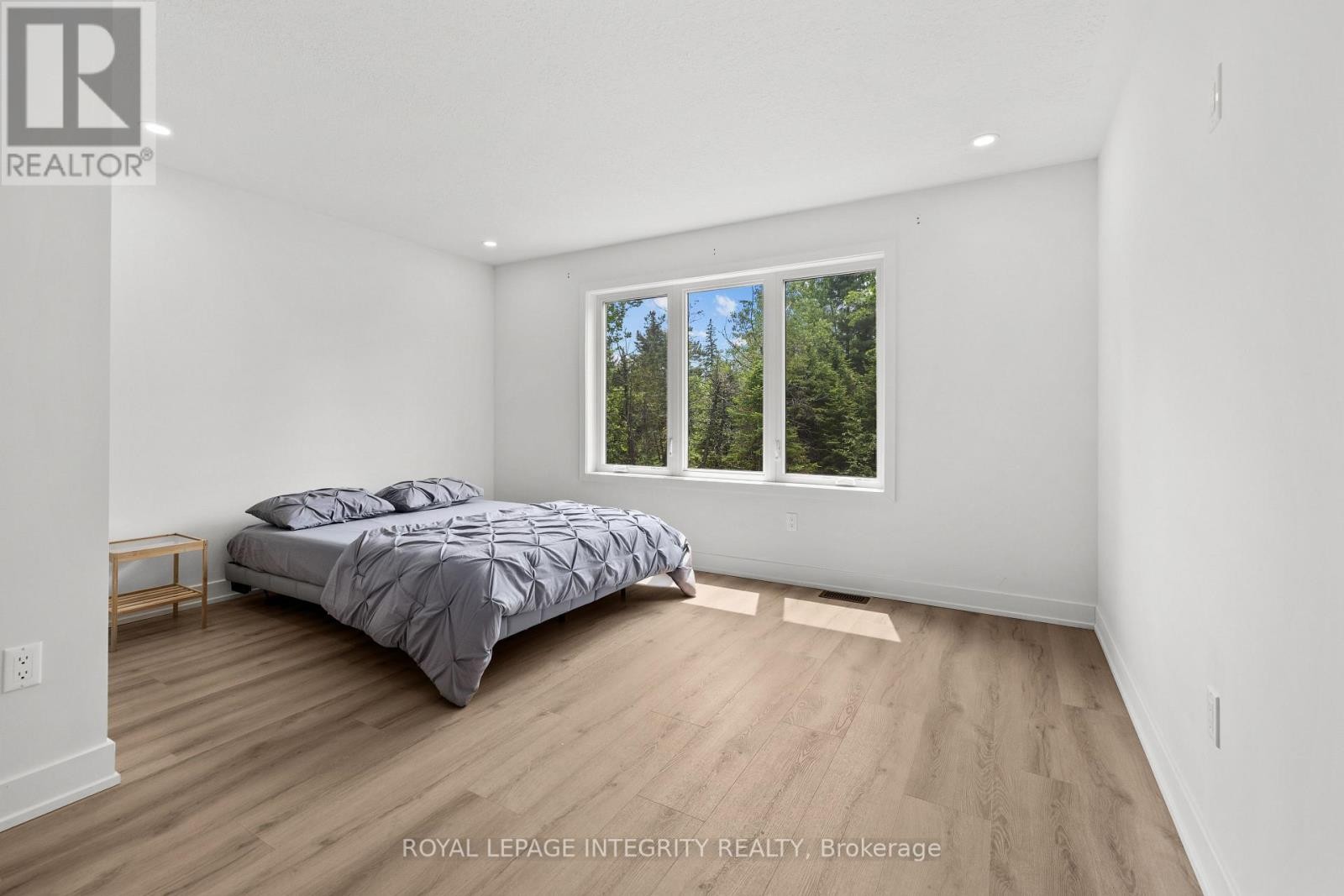 












292 JAMES ANDREW WAY

,
Beckwith,




Ontario
K7A4S7

