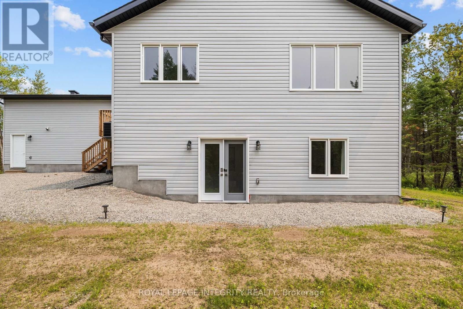 












292 JAMES ANDREW WAY

,
Beckwith,




Ontario
K7A4S7

