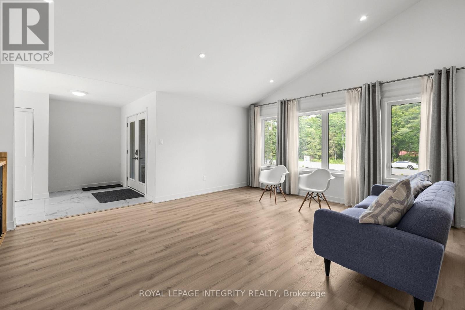 












292 JAMES ANDREW WAY

,
Beckwith,




Ontario
K7A4S7

