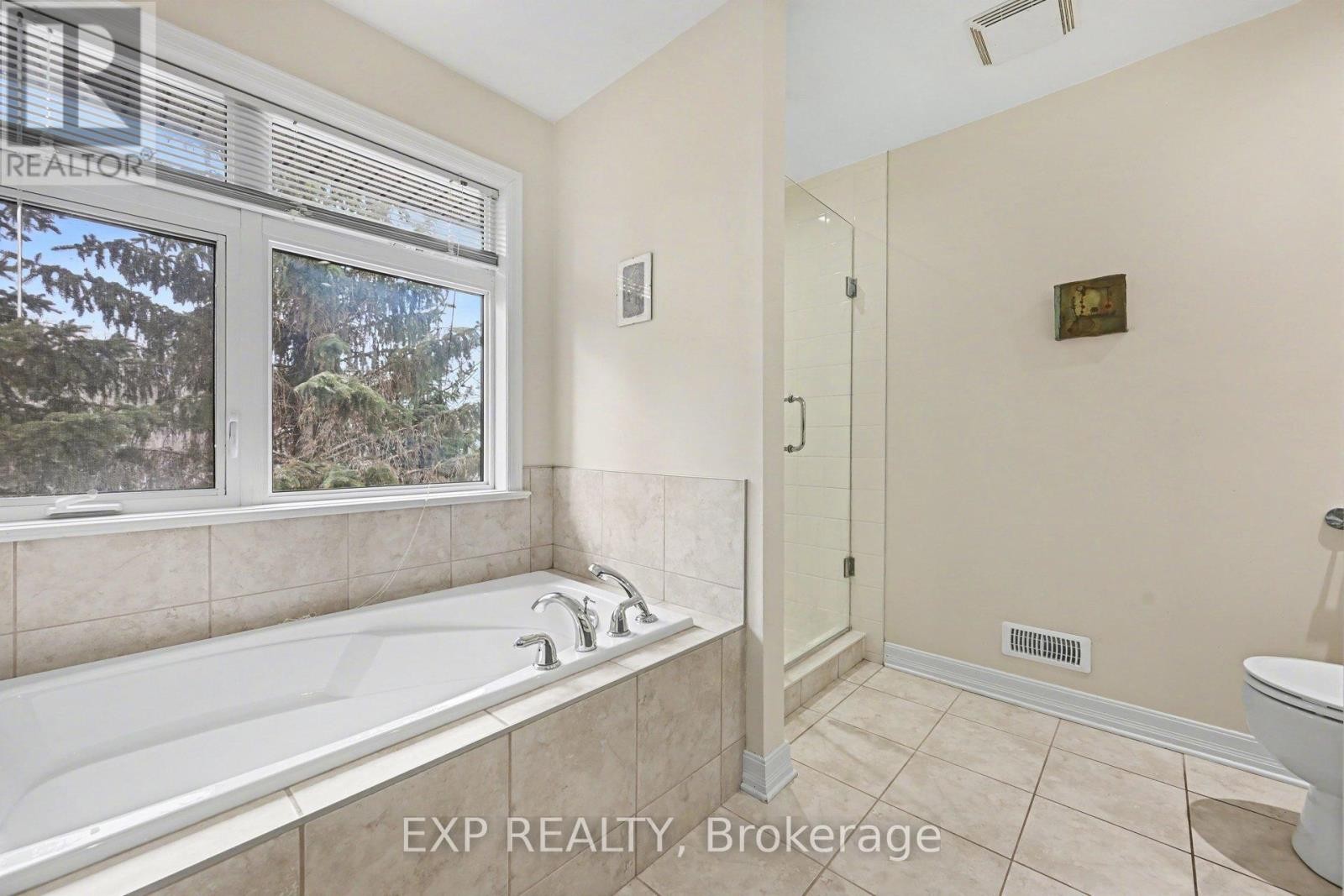 












51 CALLAGHAN PRIVATE

,
Ottawa,




Ontario
K2K0A6

